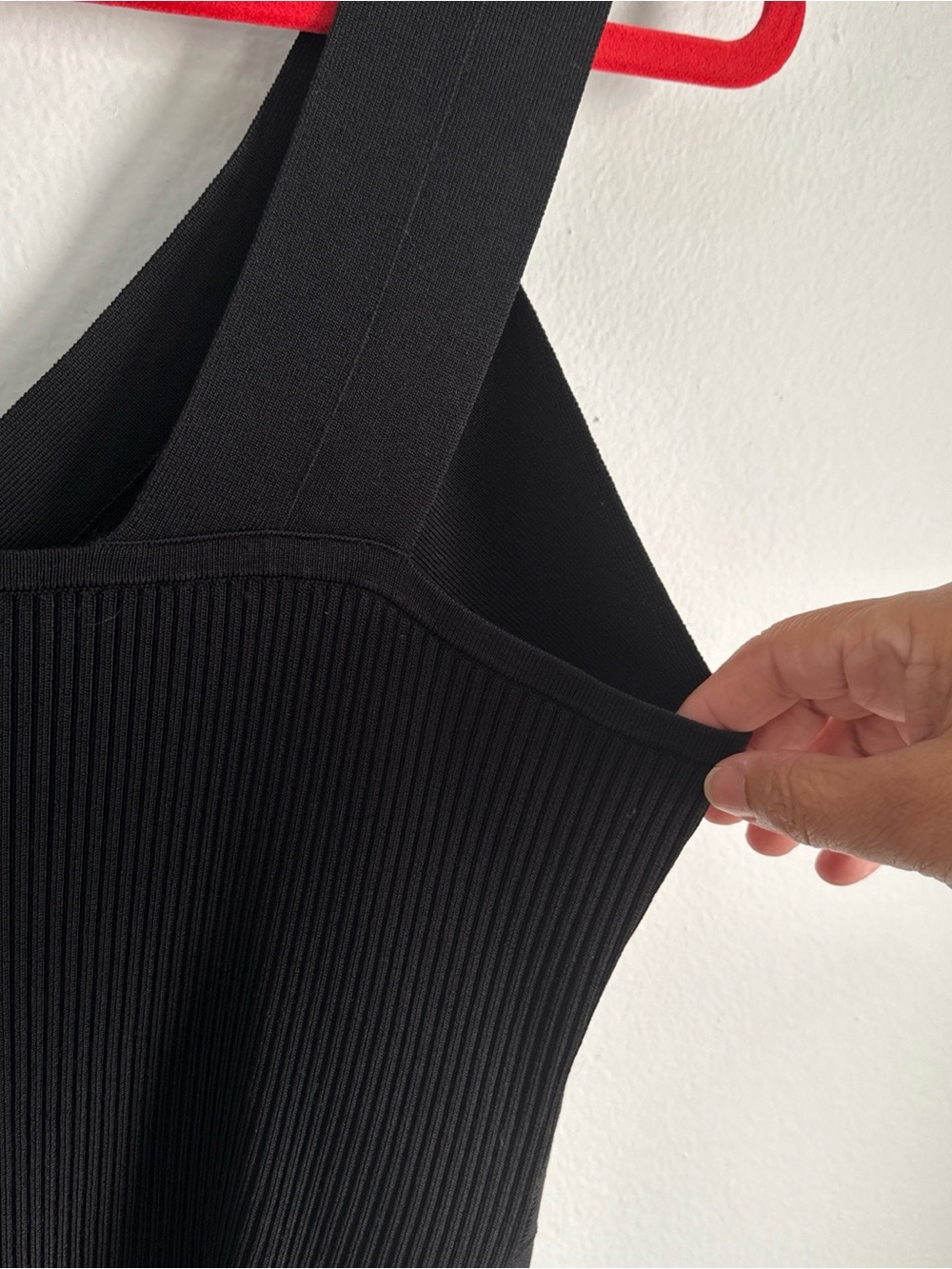 Caché Fitted Ribbed Tank Top Knit Black Distinct Crossover Bandage V-neckline - Picture 8 of 12